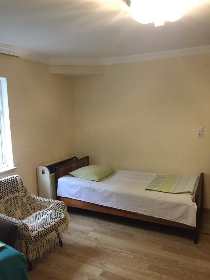 Guesthouse In Kobuleti Εξωτερικό φωτογραφία